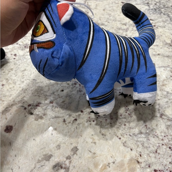 K pop tiger plush - Picture 3 of 3